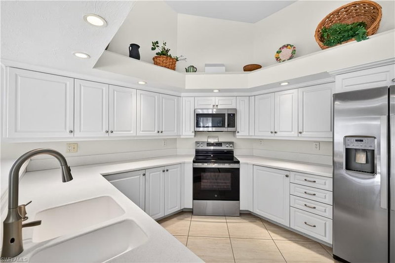 20210 Golden Panther DR photo 4