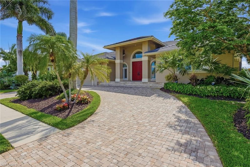1741 Wavecrest CT photo 3
