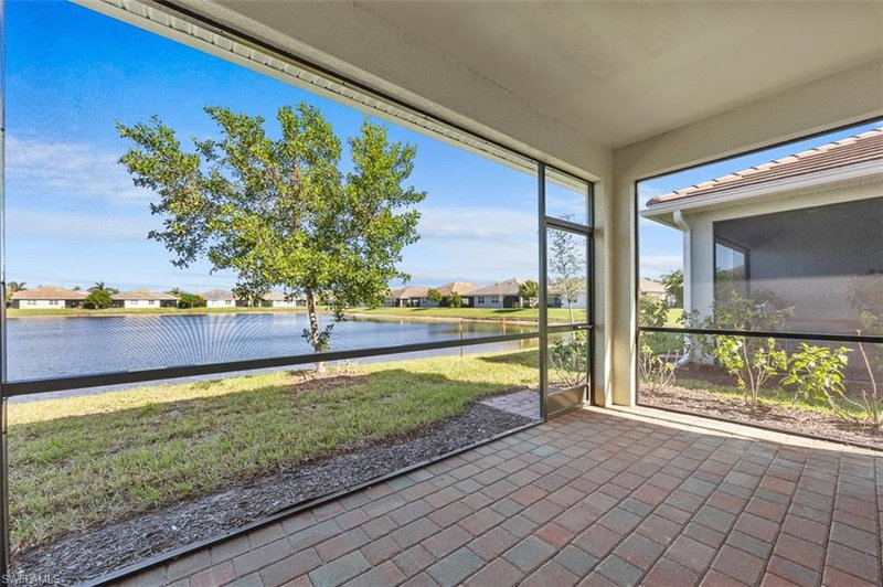 1117 Rolling Brook LN photo 2