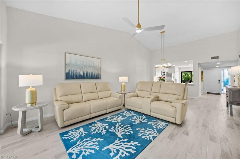 1808 Kings Lake BLVD photo 4