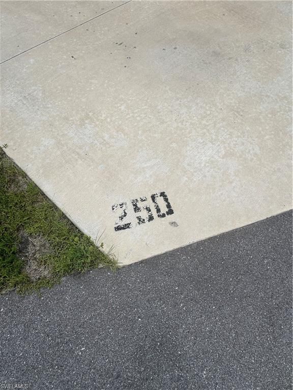 250 Horizon RD photo 2