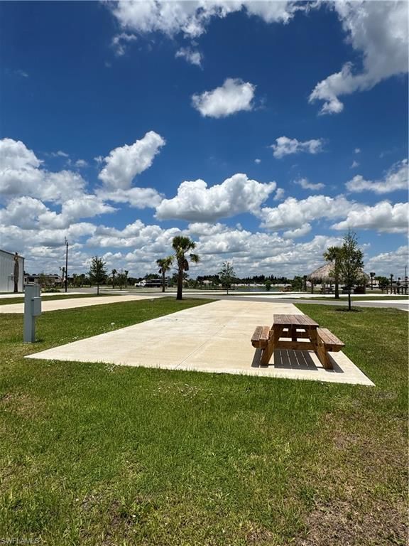 250 Horizon RD photo 5