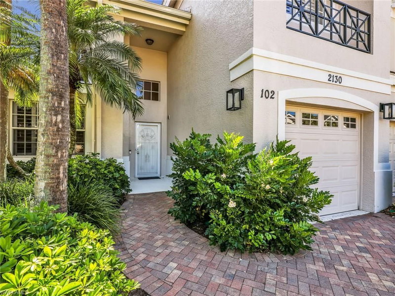 2130 Aberdeen LN photo 3