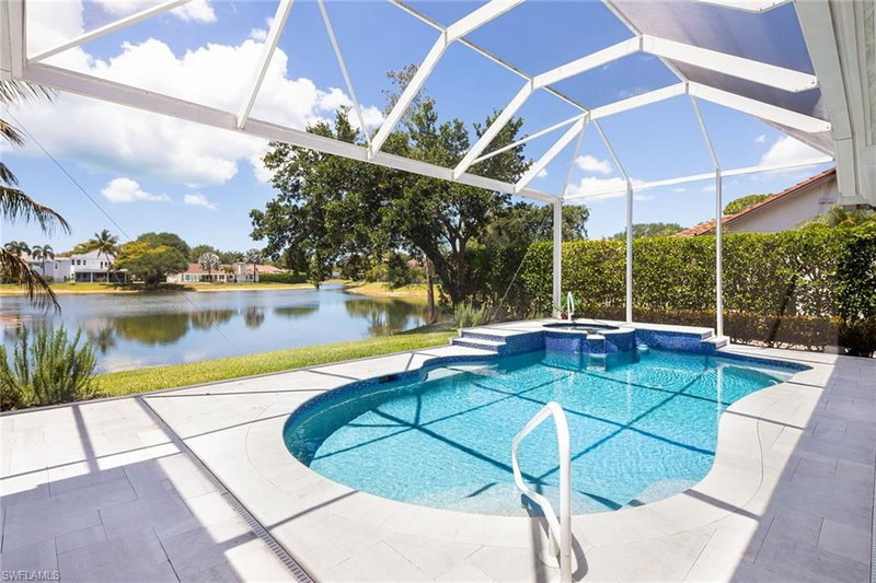 8037 Vera Cruz WAY photo 5