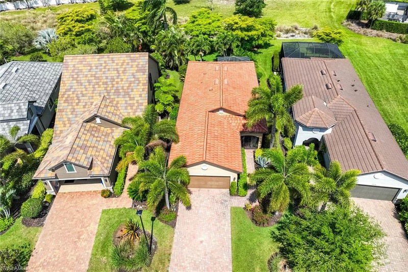 20236 Corkscrew Shores BLVD photo 2