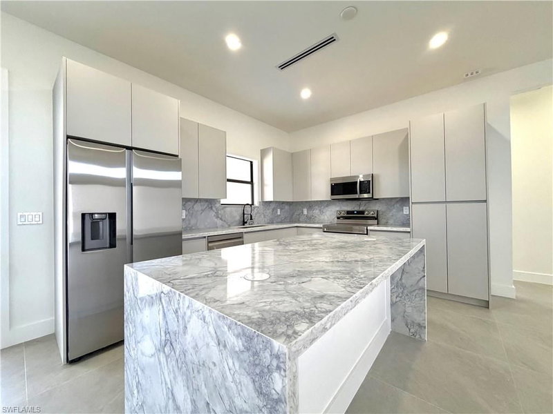 3522 Randall Blvd photo 4