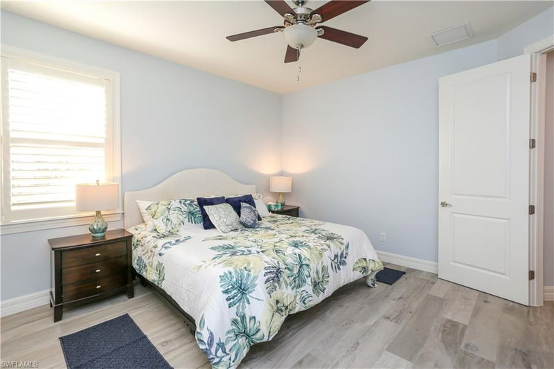 1480 Curlew AVE photo 3