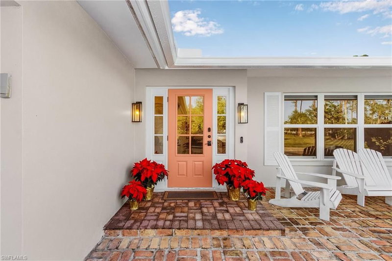2950 Coach House LN photo 5
