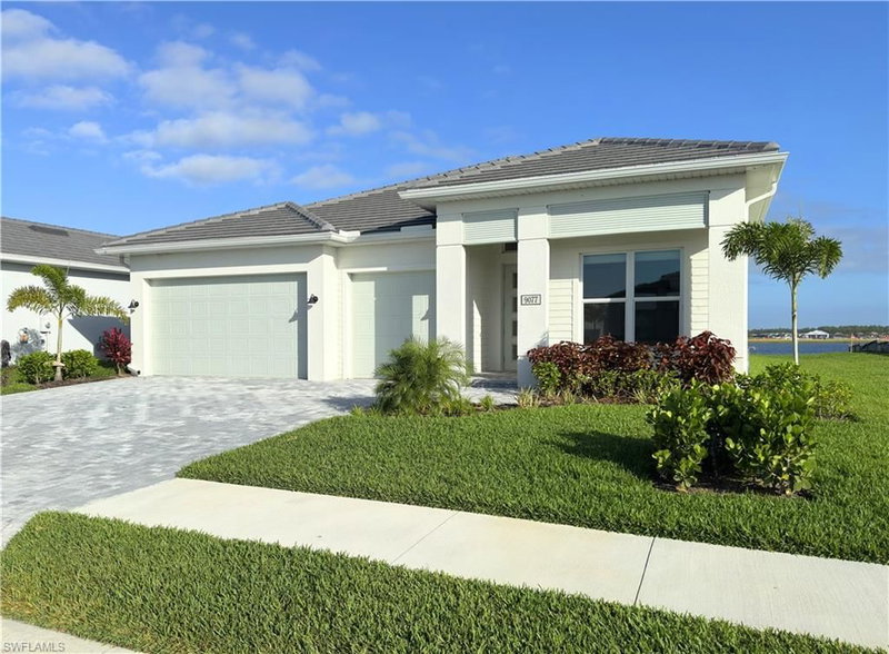 9077 Wisteria WAY photo 2