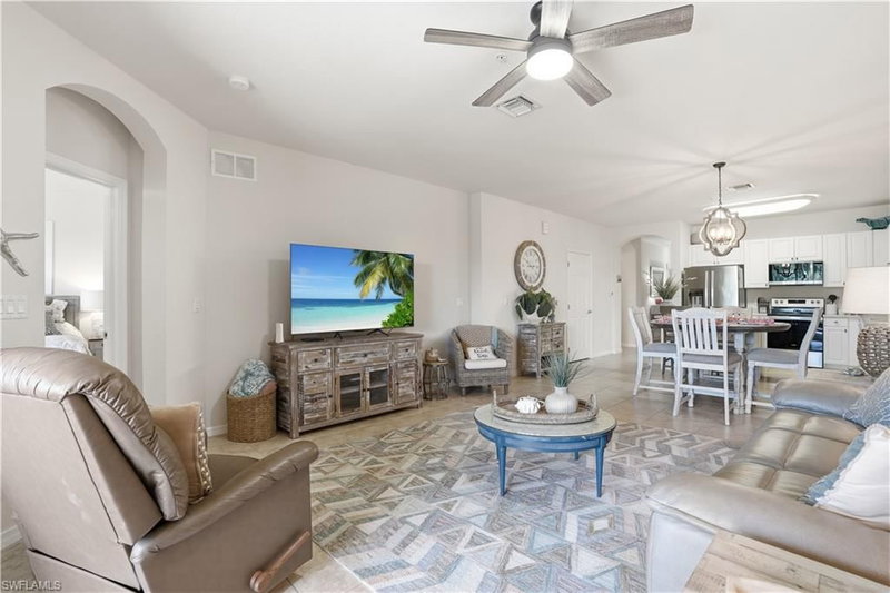 9621 Spanish Moss WAY photo 5