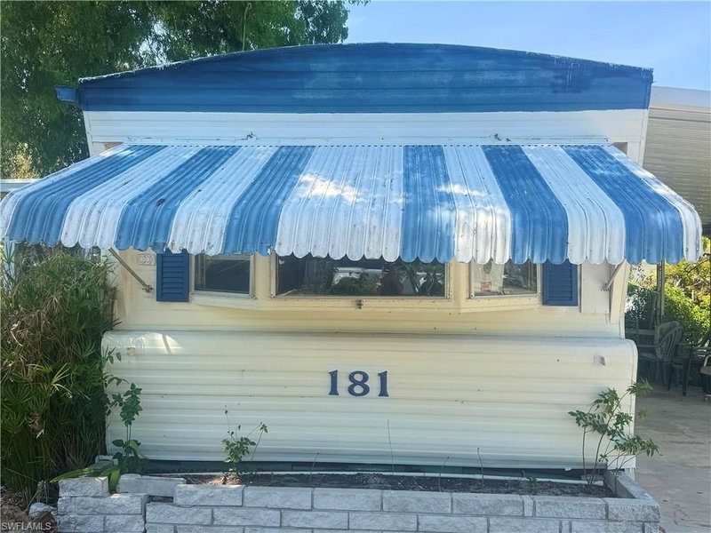 181 Grassy Key LN photo 2