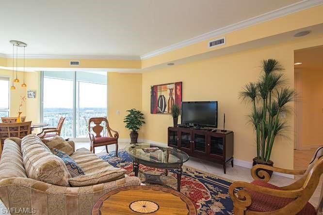 295 Grande WAY photo 1