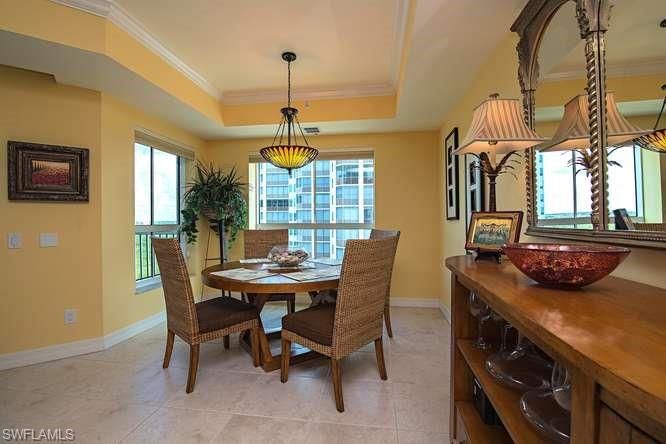 295 Grande WAY photo 3