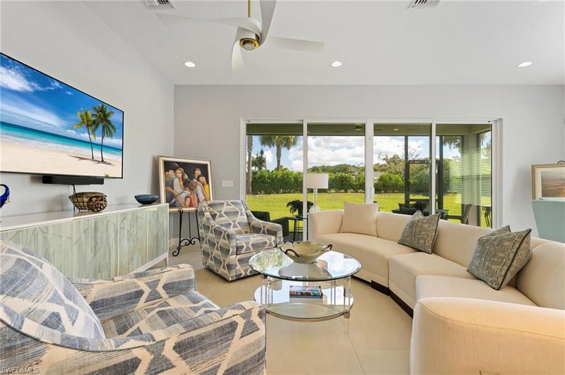 12377 Dahlia CT photo 3