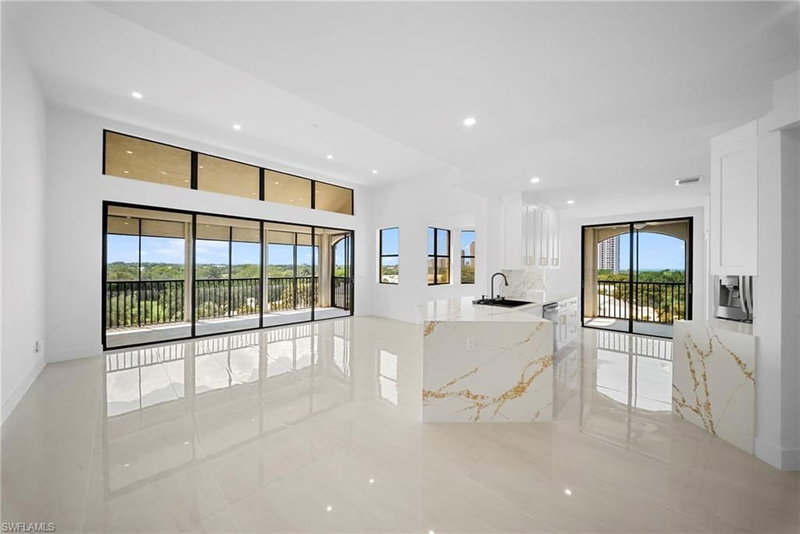 7008 Pelican Bay BLVD photo 1