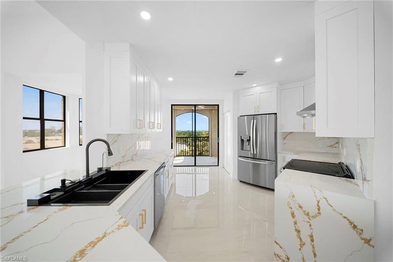 7008 Pelican Bay BLVD photo 5