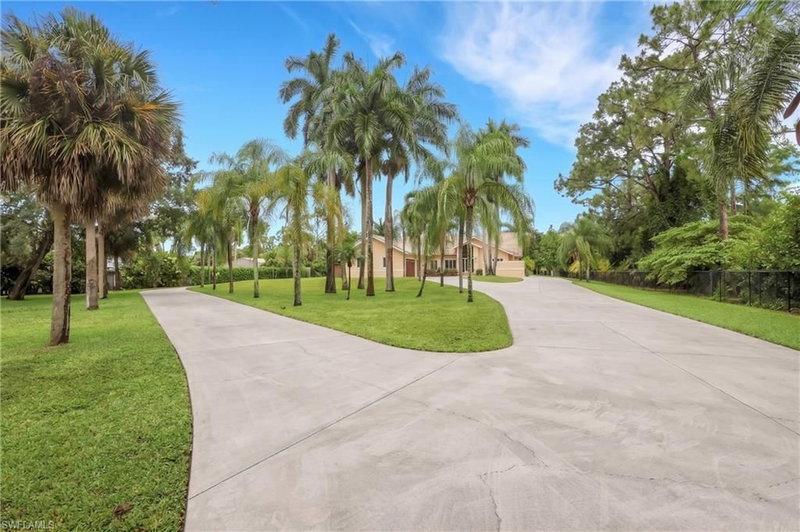 6020 Green BLVD photo 3