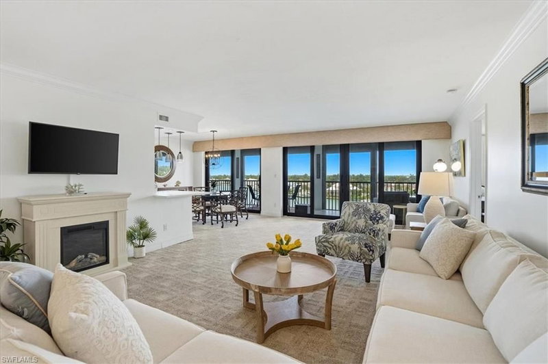 2400 Gulf Shore BLVD N photo 5