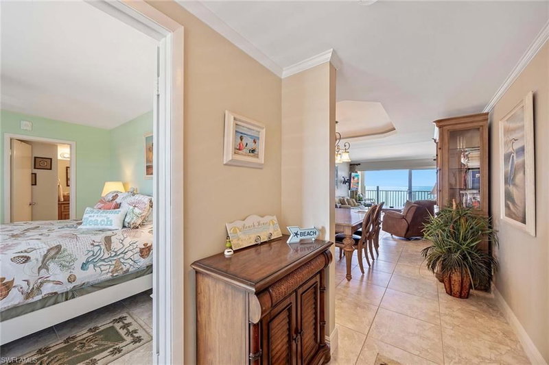 3443 Gulf Shore BLVD N photo 2