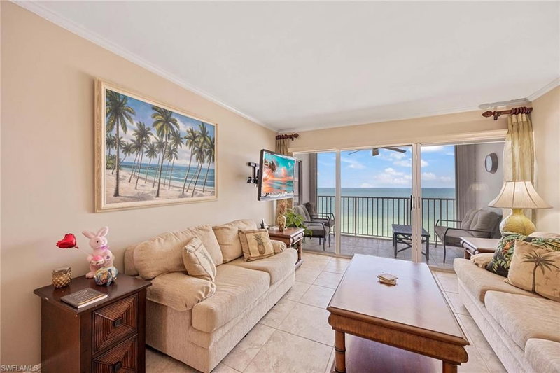 3443 Gulf Shore BLVD N photo 4