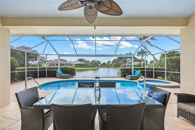 7107 Falcons Glen BLVD photo 1