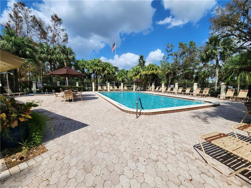 15075 Parkside DR photo 2