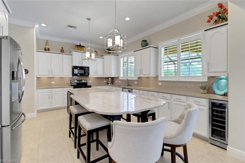 2165 Vardin PL photo 3