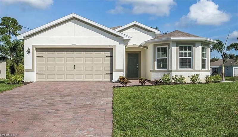 17541 Lee RD photo 1