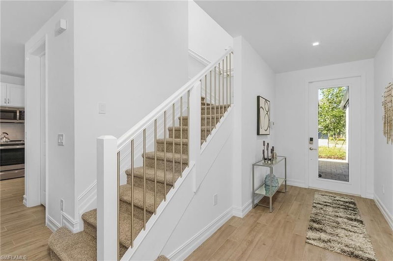 7596 Morgan WAY photo 3