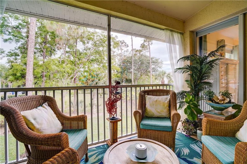 509 Robin Hood CIR photo 3