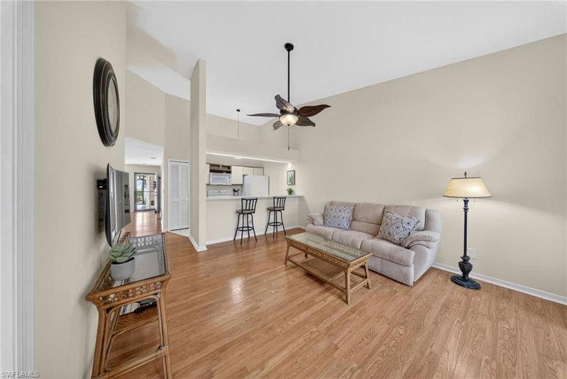 13444 Onion Creek CT photo 4