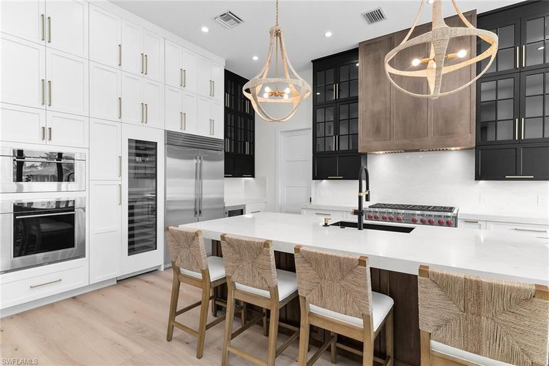 1108 Winterberry DR photo 4