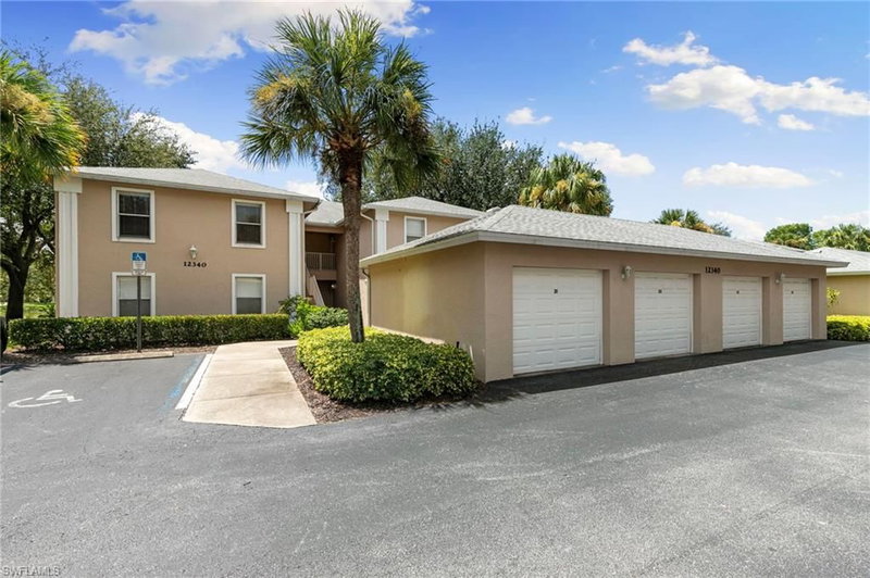 12340 Notting Hill LN photo 2