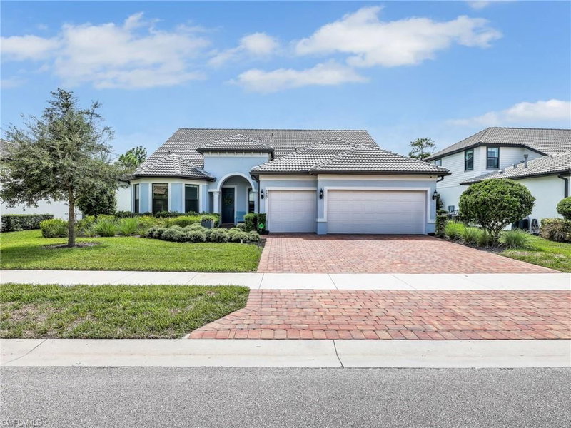 9487 Greyhawk TRL photo 1