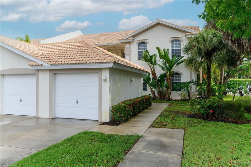365 Stella Maris DR N photo 3