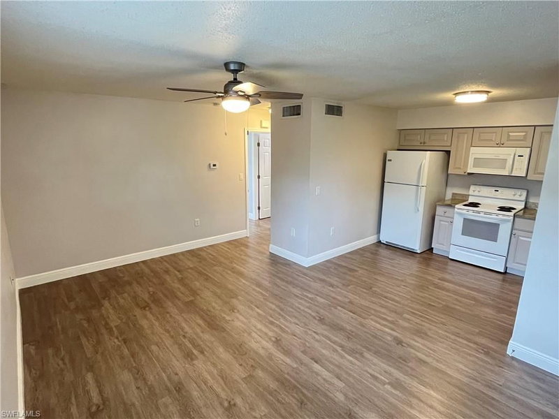 3325 Airport RD N photo 5