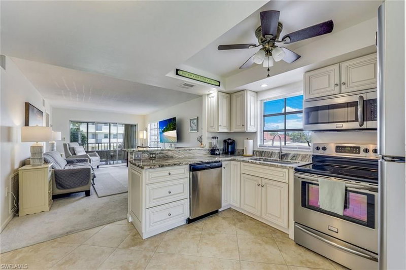 5 High Point CIR W photo 2