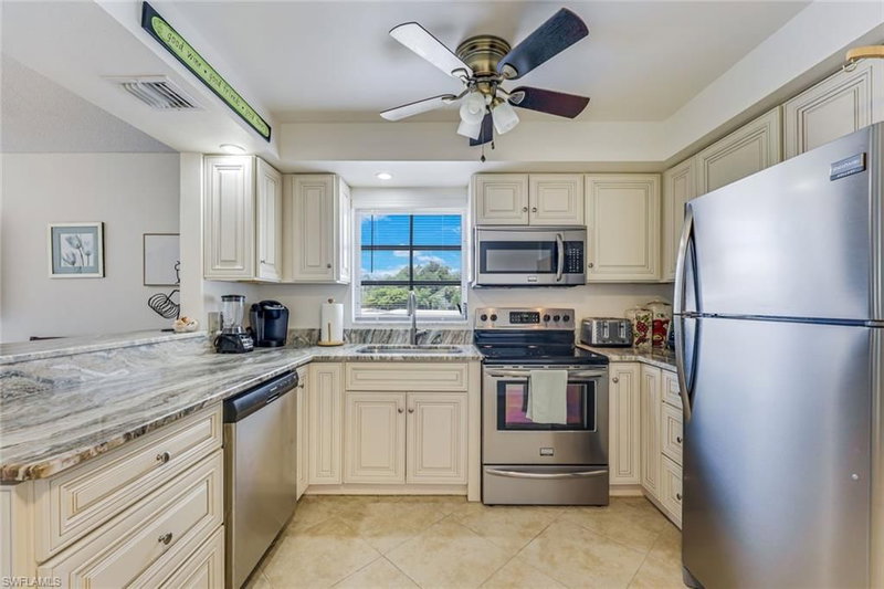 5 High Point CIR W photo 3