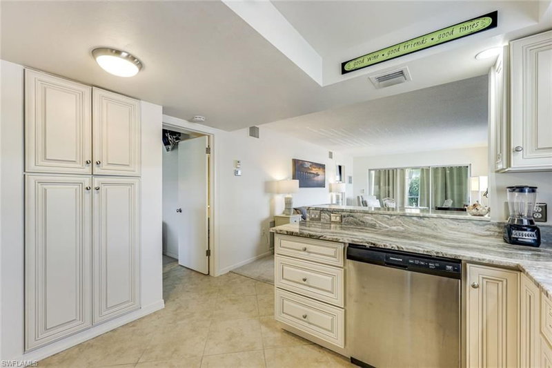 5 High Point CIR W photo 4
