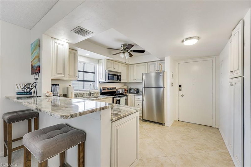 5 High Point CIR W photo 5