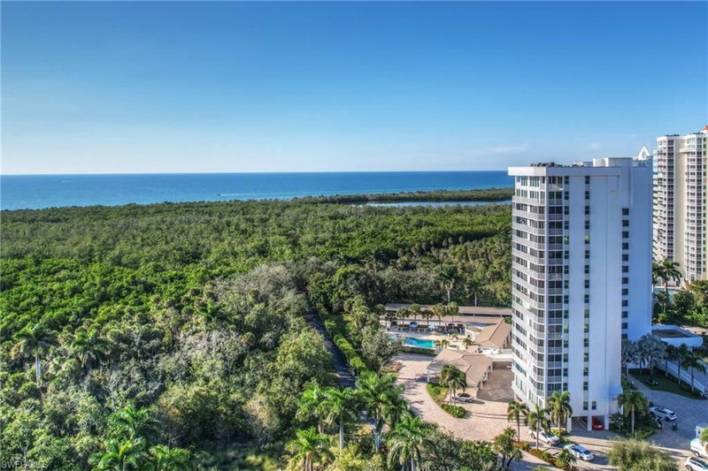 6361 Pelican Bay BLVD photo 2