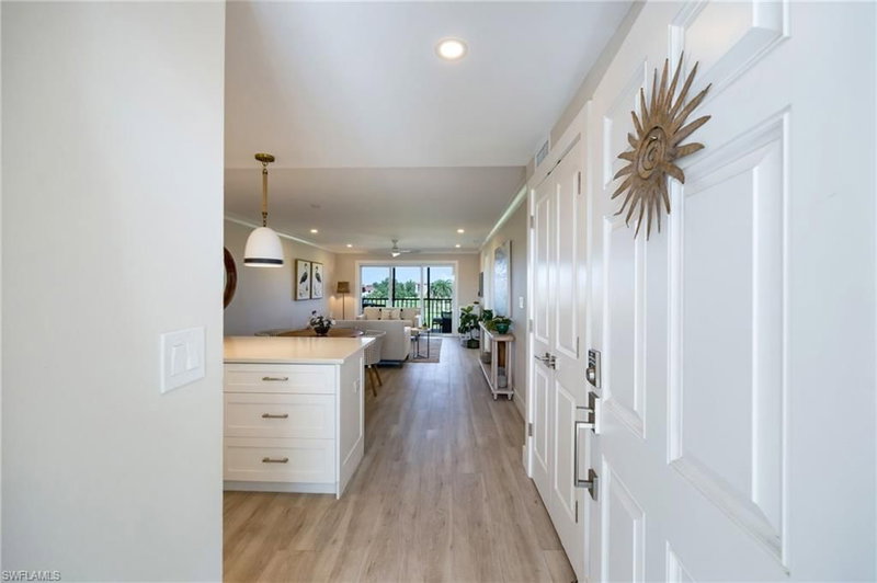 29 High Point CIR E photo 2
