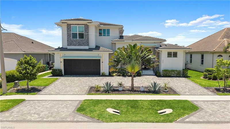 777 Bluebonnet CT photo 1