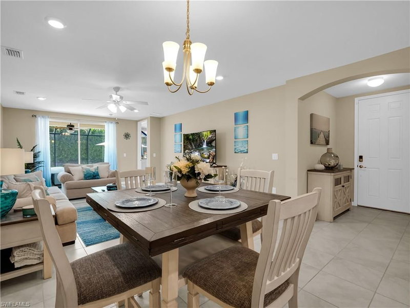 14695 Edgewater CIR photo 5