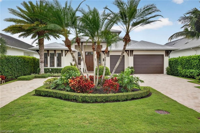 2140 TARPON RD photo 1