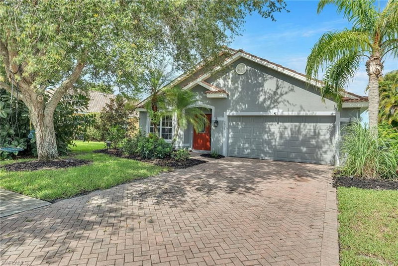 2835 Orange Grove TRL photo 2