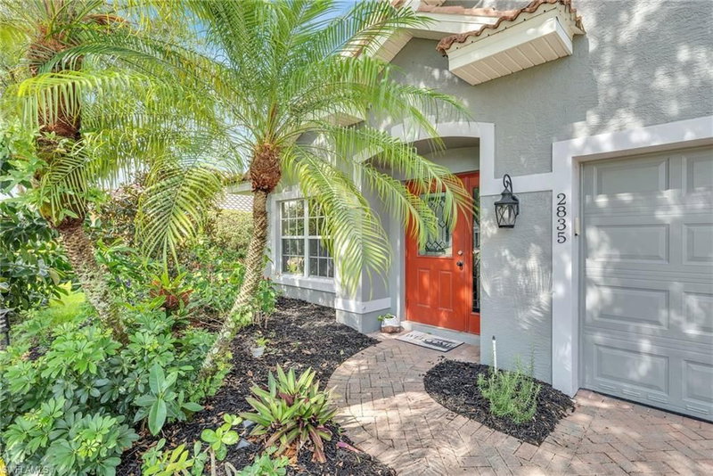 2835 Orange Grove TRL photo 3