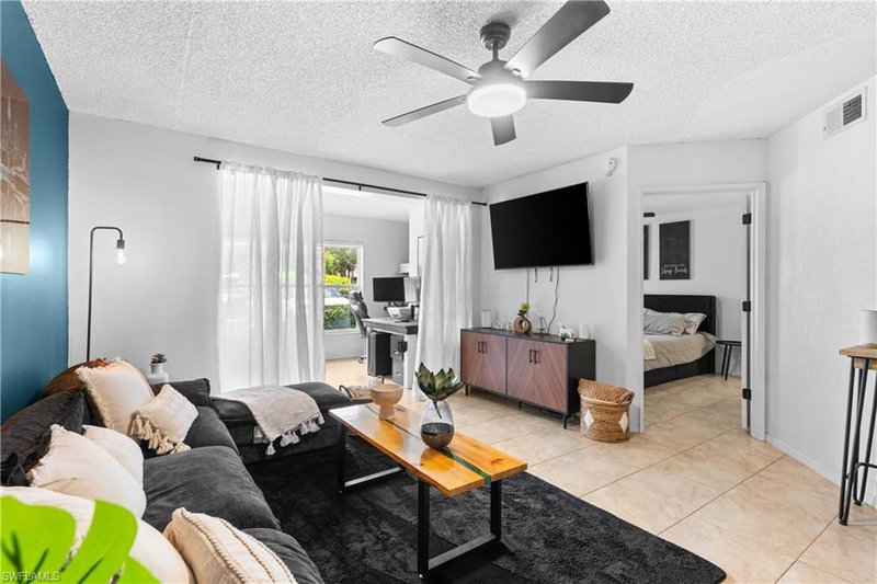 8225 Ibis Club DR photo 4