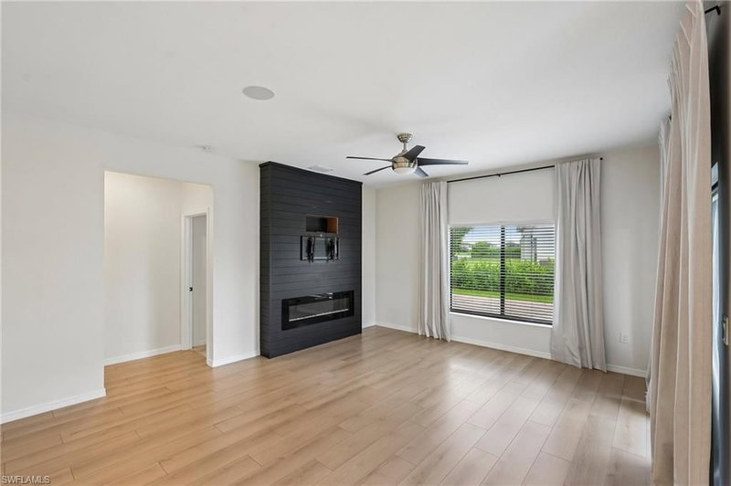 5026 Florence DR photo 5