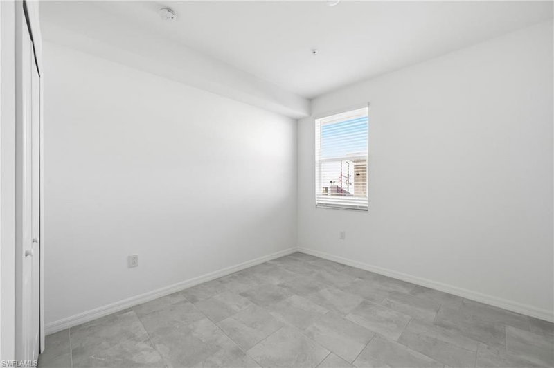 5603 Newcastle CT photo 3
